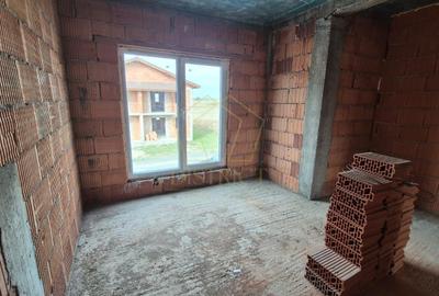 Duplex cu 4 camere cu Teren 290 Mp în Giroc - 3