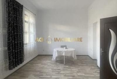 Apartament cu 2 camere decomandat, mobilat în Gara de Nord