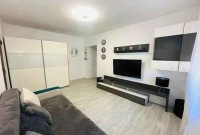Apartament cu 2 camere semidecomandat în Intim