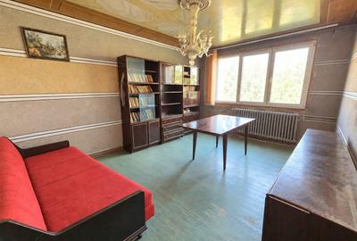 Apartament cu 3 camere în Lujerului