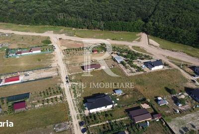 Teren de 1111 mp, în Oșorhei - 5