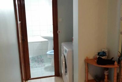 Apartament cu 2 camere decomandat în 9 Mai