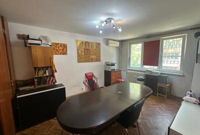 Garsonieră decomandată în Drumul Taberei