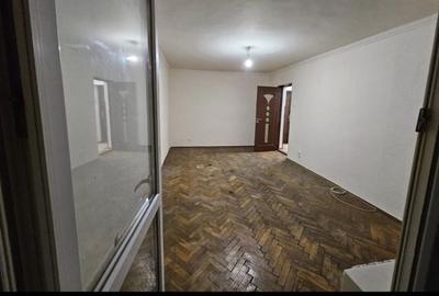 Apartament cu 2 camere decomandat în Gura Văii - 2