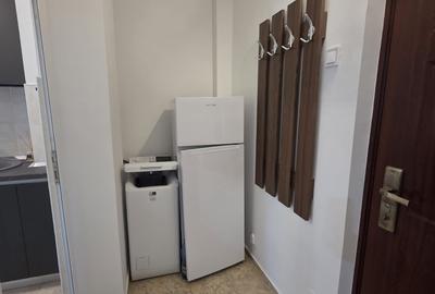 Garsonieră decomandată în - 4
