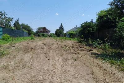 Teren de 2079 mp, în Dumbrăvești - 2