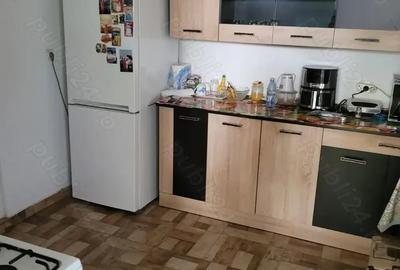 Casă cu 3 camere în E3 - 2