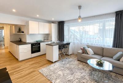 Apartament cu 3 camere decomandat, mobilat în Victoriei