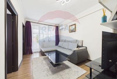 Apartament cu 3 camere decomandat, mobilat în Dămăroaia