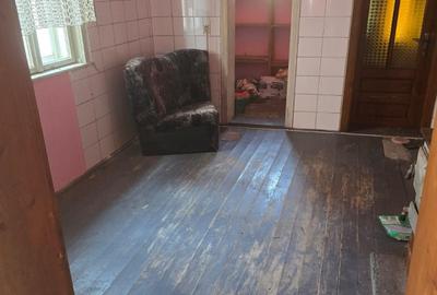 Casă cu 3 camere în Reteag