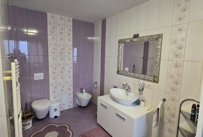 Apartament cu 4 camere în Ultracentral