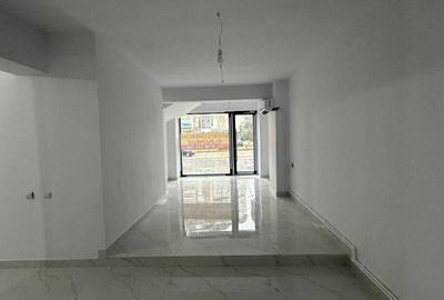 Spațiu comercial, de 110 mp, în Ultracentral - 4
