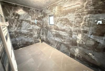 Casă cu 5 camere cu Teren 371 Mp în Central - 15