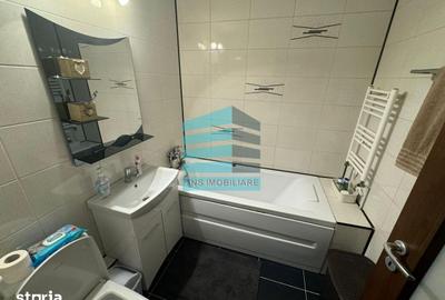 Apartament cu 2 camere semidecomandat, mobilat în Ozana