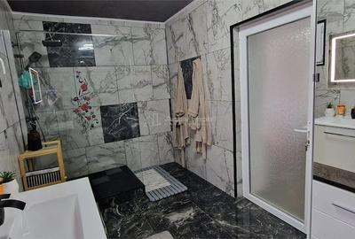 Casă cu Teren 216 Mp în Muncitoresc