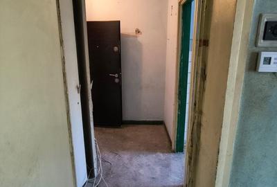 Apartament cu 2 camere semidecomandat în Exterior Vest