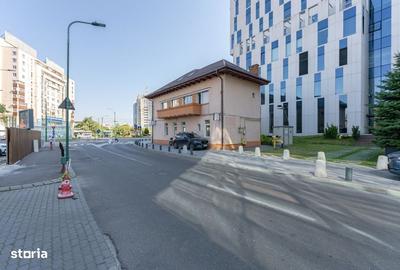 Spațiu comercial, de 35 mp, în Centrul Civic