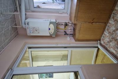 Apartament cu 2 camere decomandat în CET - 5