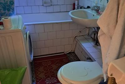 Apartament cu 3 camere în Decebal