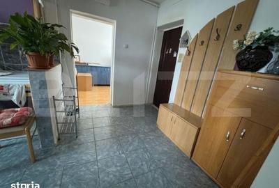 Apartament cu 3 camere semidecomandat în Gojdu - 5