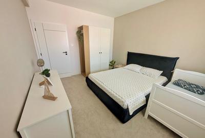 Apartament cu 4 camere decomandat în Central