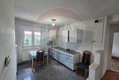 Apartament cu 2 camere decomandat în Central - 8