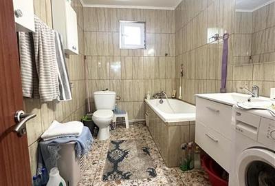 Casă individuală cu 3 camere cu Canalizare în Lumina - 9