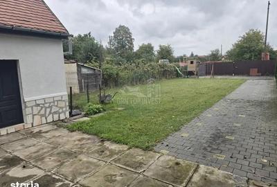Casă cu 6 camere cu Teren 649 Mp în Piața Cluj