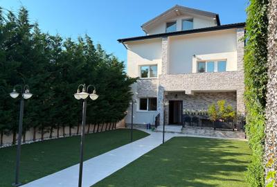 Casă cu 5 camere cu Teren 523 Mp în Pipera