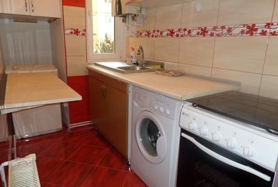 Apartament cu 2 camere semidecomandat în Exterior Vest