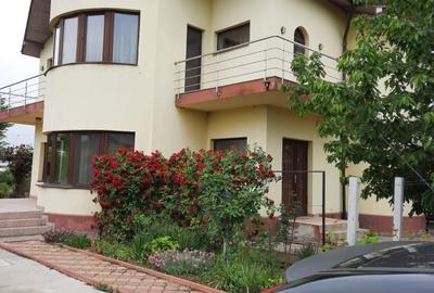 Casă individuală cu 4 camere cu Canalizare în Adunații-Copăceni - 2