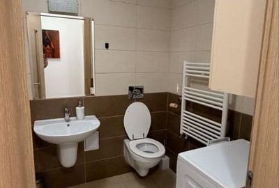 Apartament cu 2 camere semidecomandat în Tractorul