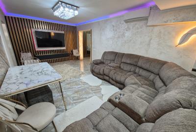 Apartament cu 4 camere semidecomandat în Tomis Nord