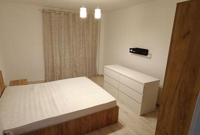 Apartament cu 3 camere semidecomandat, mobilat în Podu Roș - 5