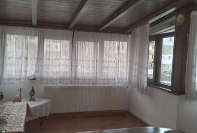 Apartament cu 4 camere decomandat în Central - 12