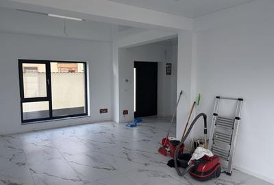 Casă cu 3 camere în Central