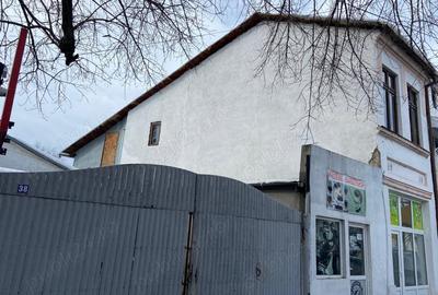 Spațiu comercial, de 308 mp, în Central - 3