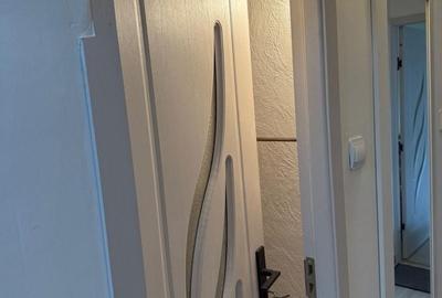 Apartament cu 2 camere decomandat în Runcu