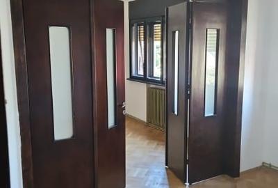 Apartament cu 4 camere semidecomandat în Unirii - 3