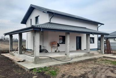 Casă individuală cu 5 camere cu Teren 550 Mp în Tărtășești - 1
