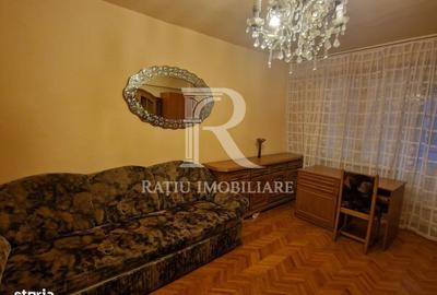 Apartament cu 4 camere decomandat în Decebal