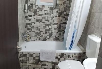 Casă individuală cu 10 camere cu Canalizare în Trocadero - 8