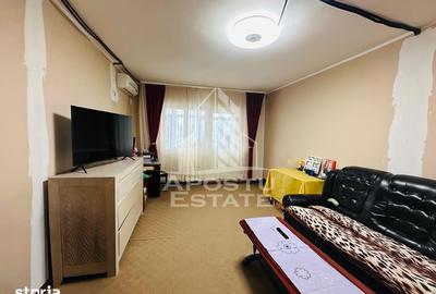 Apartament cu 3 camere, mobilat în Alfa