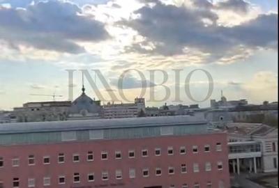 Apartament cu 3 camere decomandat în Universitate