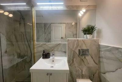Apartament cu 3 camere decomandat în Victoriei
