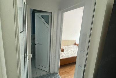 Apartament cu 3 camere semidecomandat în Ostroveni - 6