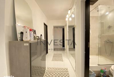 Apartament cu 3 camere decomandat în Gruia