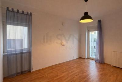 Apartament cu 3 camere decomandat în Polonă - 1