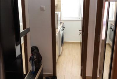 Apartament cu 3 camere semidecomandat, mobilat în Vest - 5