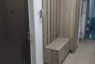 Apartament cu 2 camere decomandat în Doamna Ghica